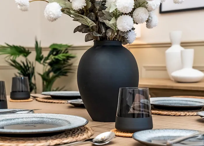 Appartamento Pass The Keys Beautiful Modern Historical Flat Close To Castle Edimburgo