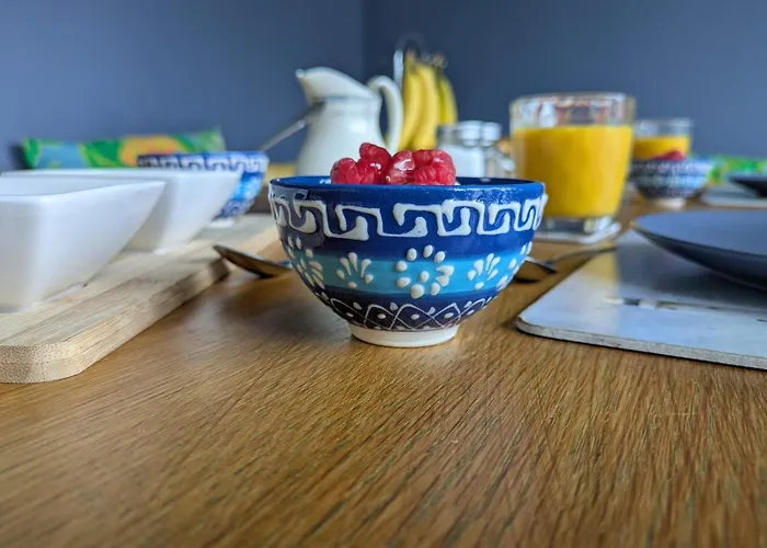 From Bed & Breakfast 3*