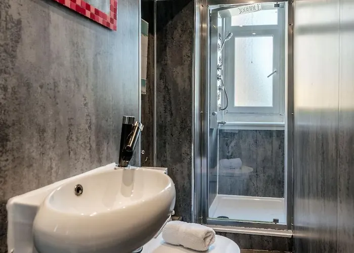 דירה Cosy 1br Sleeps 4 Quiet אדינבורו