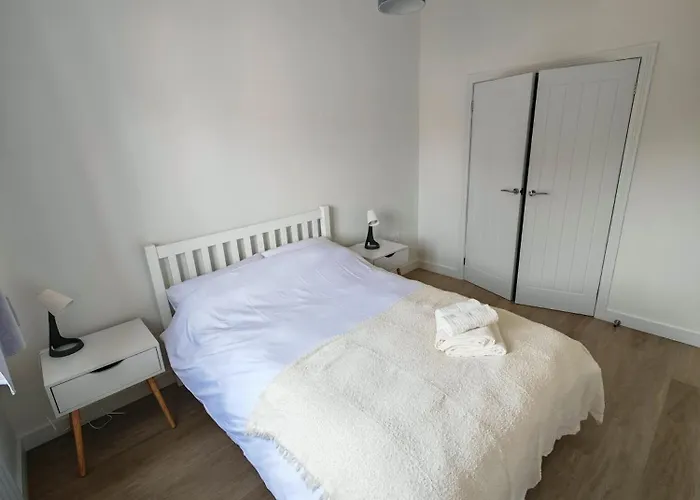 Cozy Corner 2 Bedroom House Dom wakacyjny Edynburg
