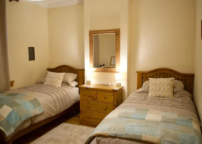 Апартаменты Newly Refurbed With Free Parking Эдинбург