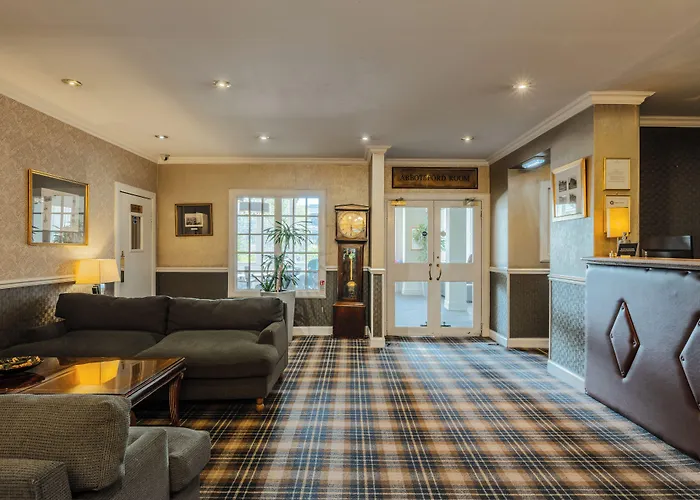 Old Waverley 3*