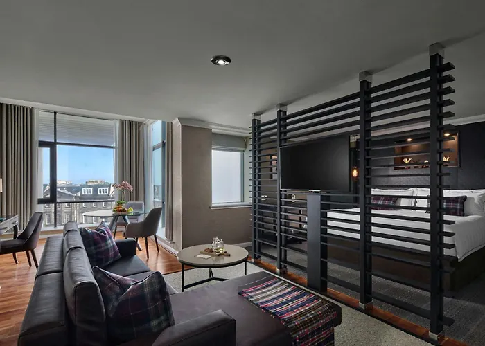 The Glasshouse, Autograph Collection Hotel