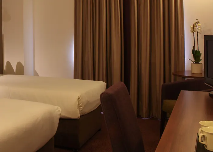 Leonardo Royal Hotel 4*