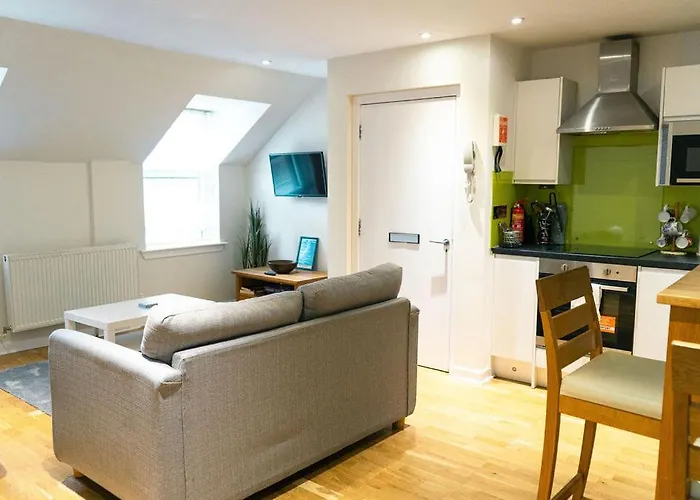 Joivy Lovely Flats Near The Centre דירה אדינבורו