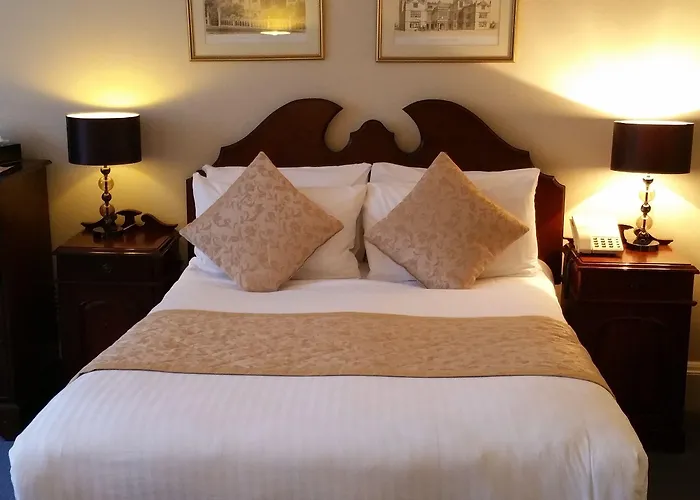 Royal Scots Club 3*