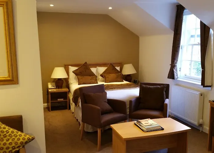 Royal Scots Club 3*