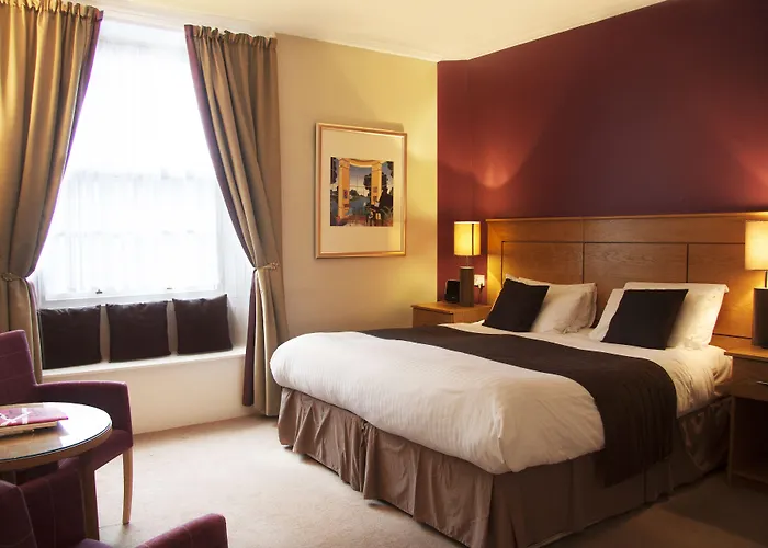 Royal Scots Club 3*