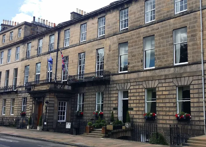 Ξενοδοχείο Royal Scots Club 3*