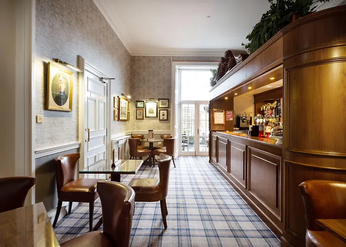 Ξενοδοχείο Royal Scots Club 3*