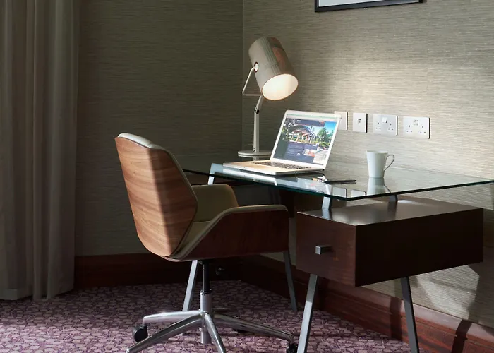 The Glasshouse, Autograph Collection Hotel 5*
