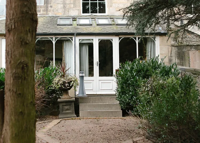 Nira Caledonia 4* Edynburg