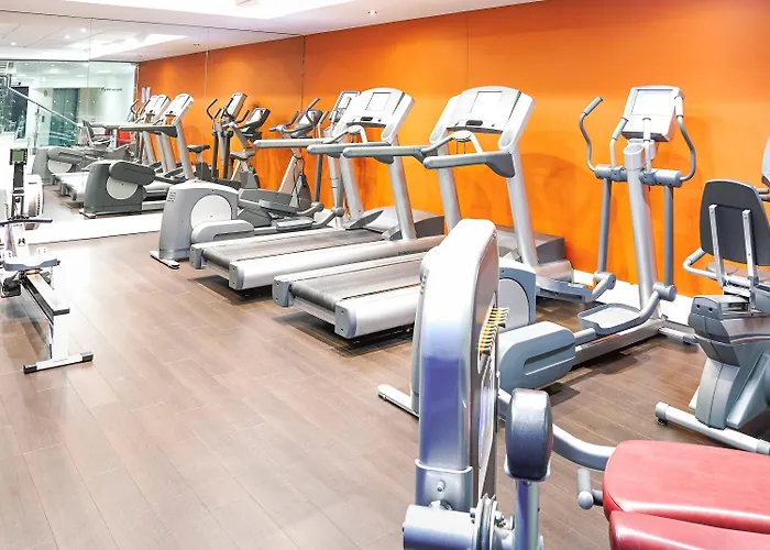 Hotel Novotel Park 4*