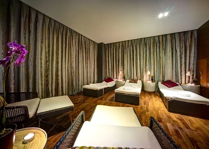 Apex Waterloo Place 4* Edynburg
