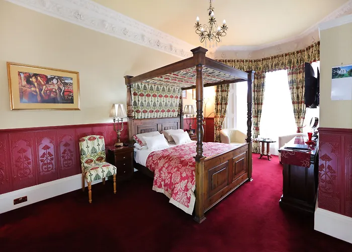 Lauderville Edinburg