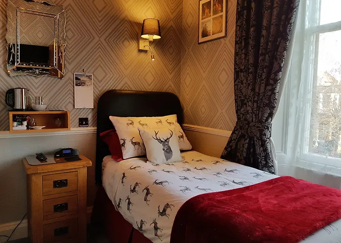 Lauderville Pensionat 4*