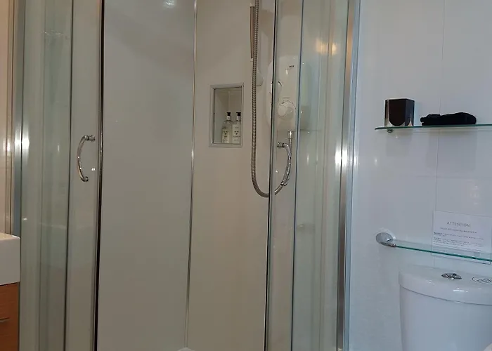 Lauderville 4* Edinburg