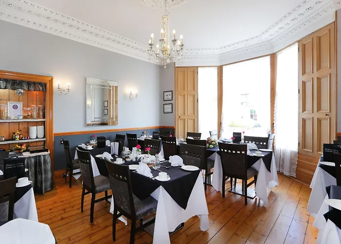 Pensionat Lauderville 4*