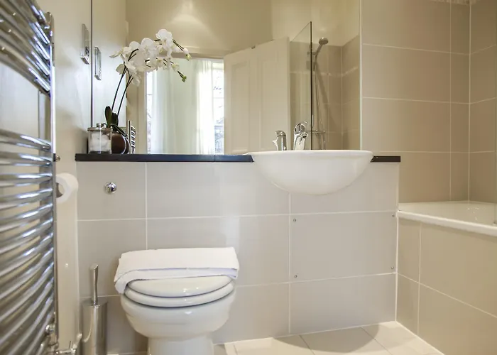 Clarendon Luxury