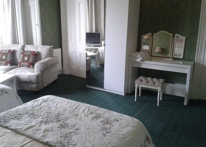 Capital בית הארחה 3*