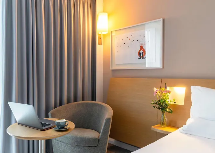 Hotel Novotel Park 4*