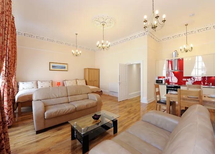 Edinburgh City Suites 4* Эдинбург