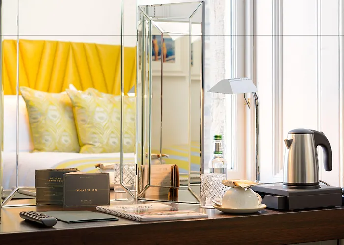 Black Ivy 4* Edinburgh