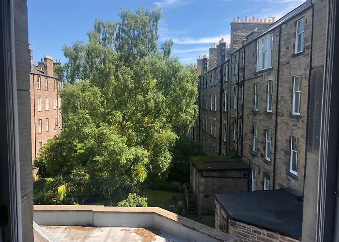 Black Ivy 4* Edinburgh