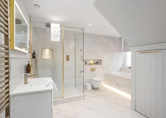 Prime Luxury 3 Bed Appartamento *