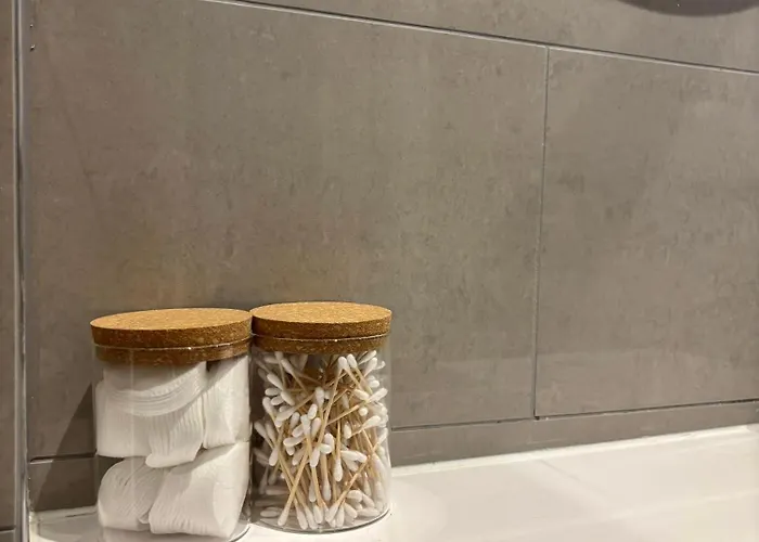 Stylish 1 Bed Centre * Edinburgh