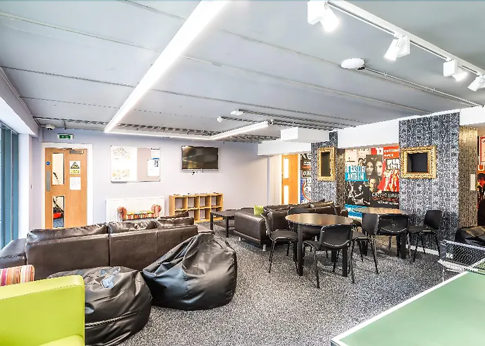 慕拉诺岛德斯蒂尼学生旅舍 *