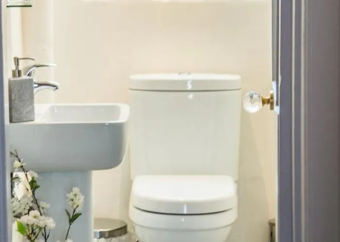 High Street At The Heart Of The Royal Mile * אדינבורו