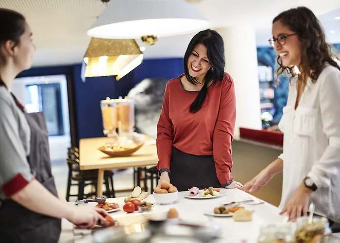 Adagio Royal Mile Апарт-отель