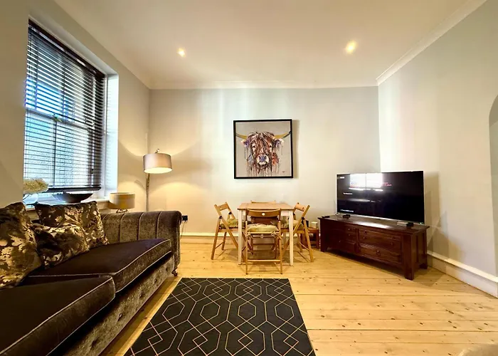 Stunning 2 Bed Nr The Royal Mile & The Castle Apartament