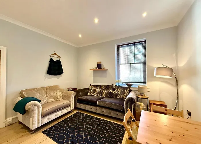 Stunning 2 Bed Nr The Royal Mile & The Castle * Edynburg