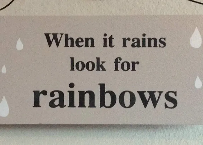 Bright Spacious 2 Bedroom In Stockbridge Edinburgh