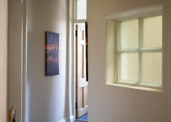 Apartment Windsor Street Edinburgh