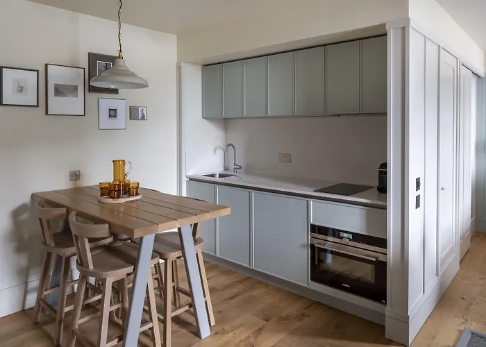 Abbey Apartments, At Holyrood Hotel apartamentowy 4*