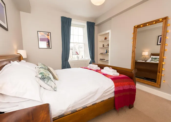 Luxury New Town 1 Bed