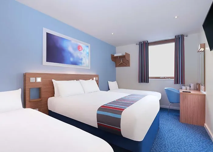 Travelodge Waterloo Place 3*