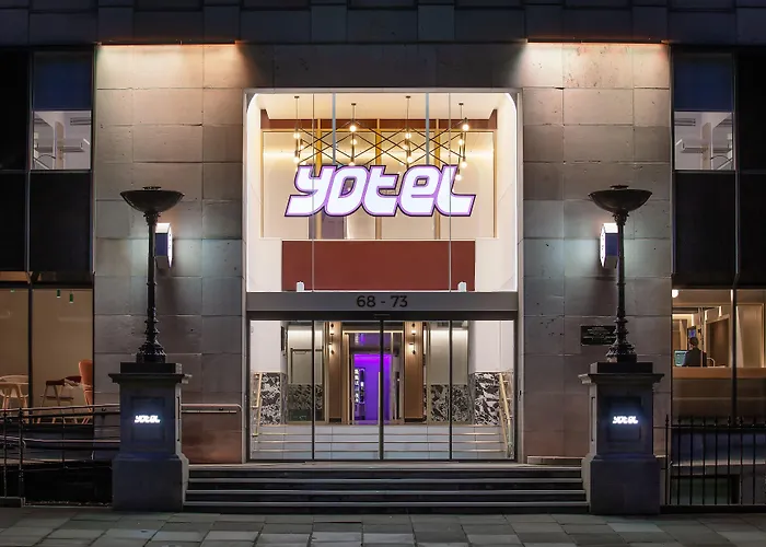 Отель Yotel