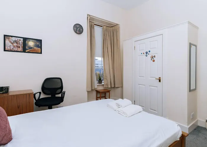 Apartmán Bright High-ceiling 2bd Flat - Edinburgh! Edinburgh