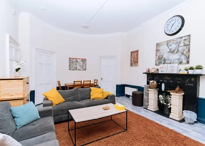 Apartmán Bright High-ceiling 2bd Flat - Edinburgh! Edinburgh