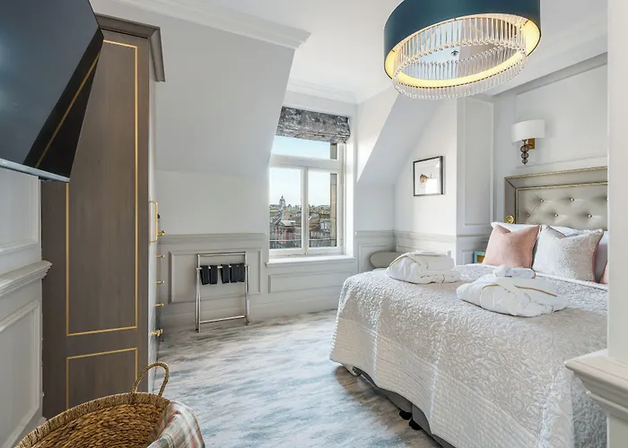 Righ Residences - George Street Edinburgh