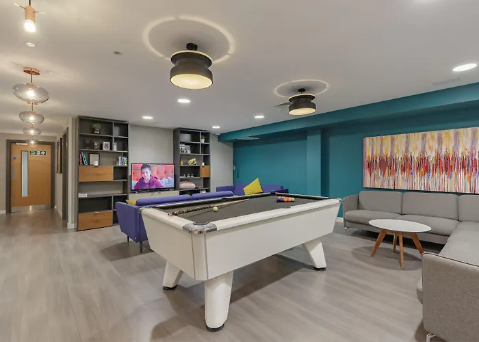 Hotel Joivy Affordable - Adults Only