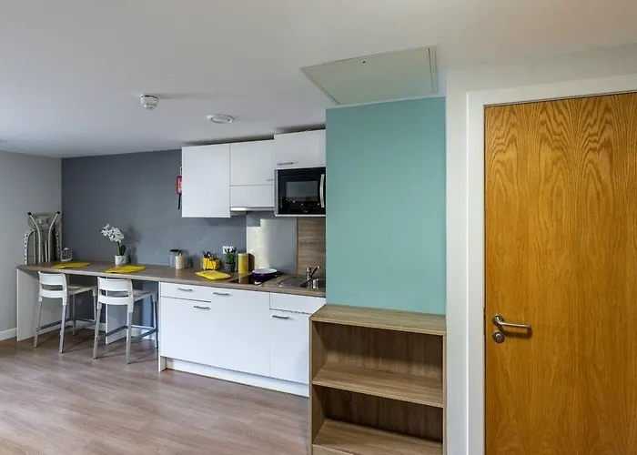 Joivy Affordable - Adults Only Hotel Edinburgh