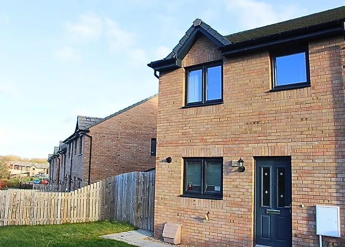 New Built 2022, 3 Bedroom Townhouse *