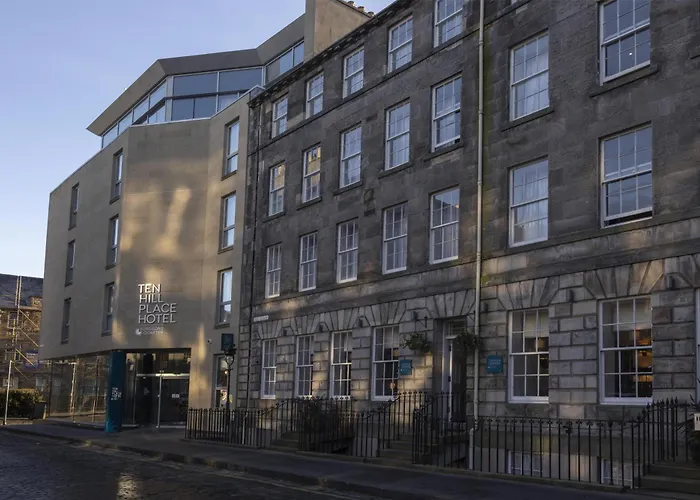 Hill Place Hotel 4*