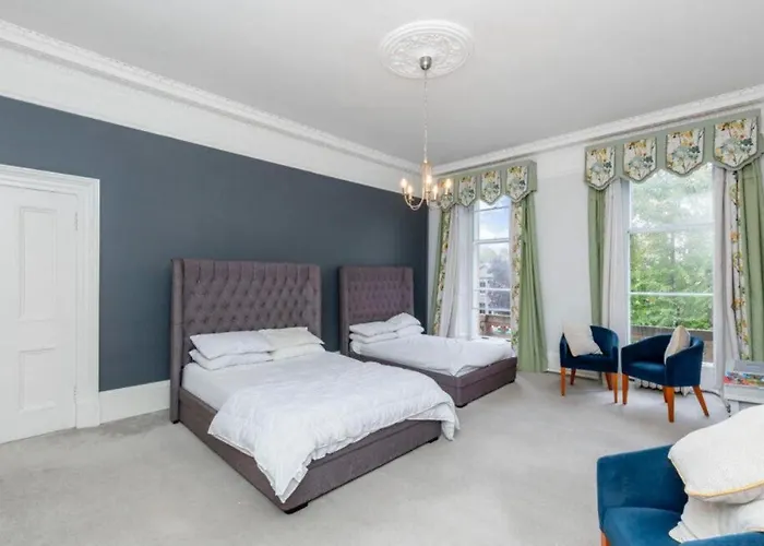 West Coates Mansion Hotel 4*