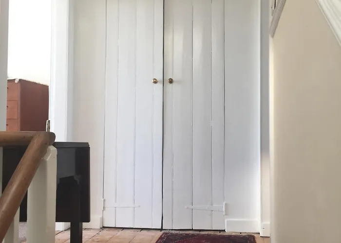 Sheens House 3* 爱丁堡